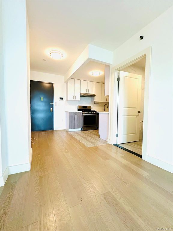 62-98 Woodhaven Blvd 6F, Rego Park, NY 11374