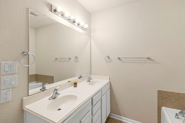 1146 Glenwood Canyon Lane, Houston, TX 77077