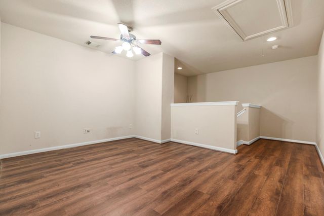 1146 Glenwood Canyon Lane, Houston, TX 77077
