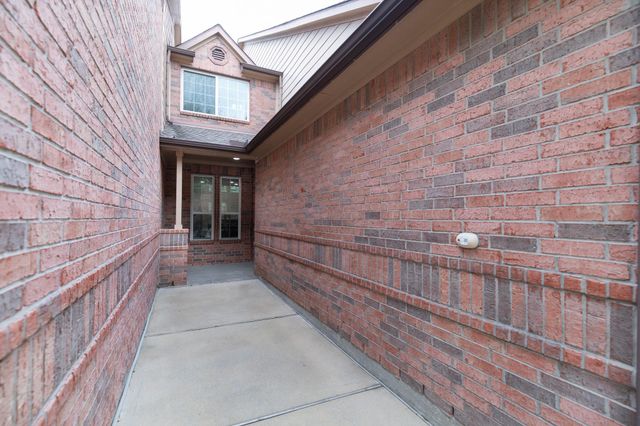 1146 Glenwood Canyon Lane, Houston, TX 77077