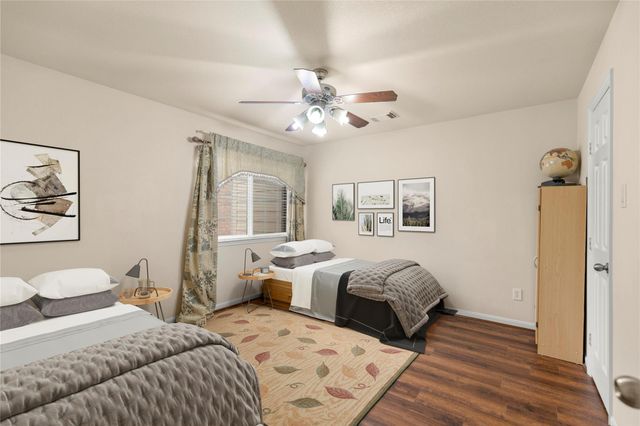 1146 Glenwood Canyon Lane, Houston, TX 77077