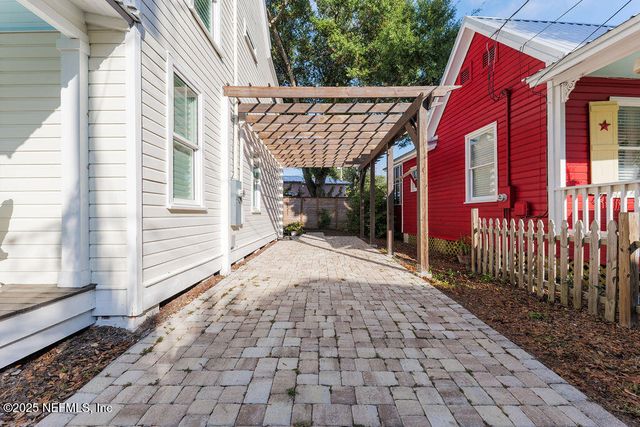 88 LINCOLN Street, St. Augustine, FL 32084