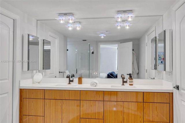 10175 Collins Ave 102, Bal Harbour, FL 33154