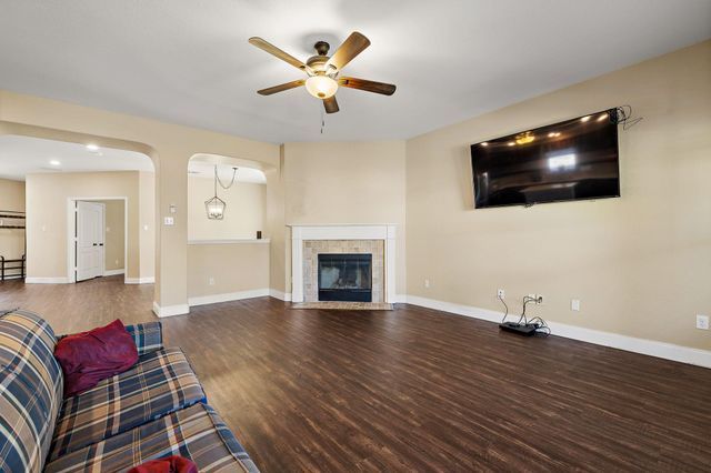 2950 E Old Settlers BLVD 29, Round Rock, TX 78665