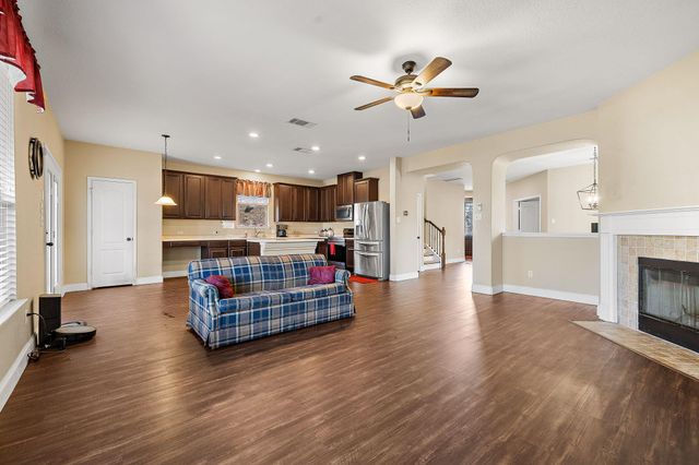 2950 E Old Settlers BLVD 29, Round Rock, TX 78665