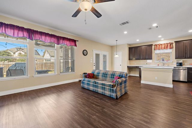 2950 E Old Settlers BLVD 29, Round Rock, TX 78665