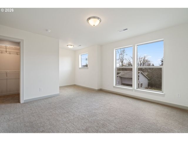 13904 Ne 64TH Cir, Vancouver, WA 98682