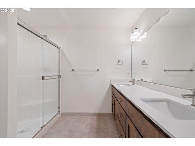 13904 Ne 64TH Cir, Vancouver, WA 98682