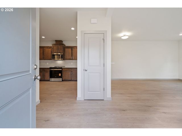 13904 Ne 64TH Cir, Vancouver, WA 98682