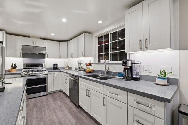 304 Los Encinos Street, San Jose, CA 95134