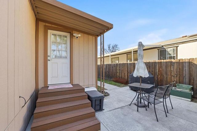 304 Los Encinos Street, San Jose, CA 95134