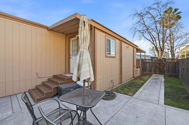 304 Los Encinos Street, San Jose, CA 95134