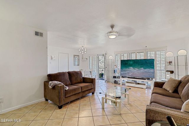 4800 N STANTON Street 188, El Paso, TX 79902