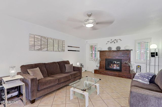 4800 N STANTON Street 188, El Paso, TX 79902