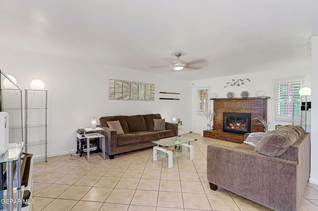 4800 N STANTON Street 188, El Paso, TX 79902