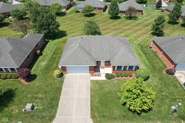 370 Vinewood Drive S, Brownsburg, IN 46112