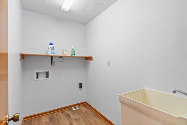 370 Vinewood Drive S, Brownsburg, IN 46112