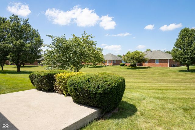 370 Vinewood Drive S, Brownsburg, IN 46112