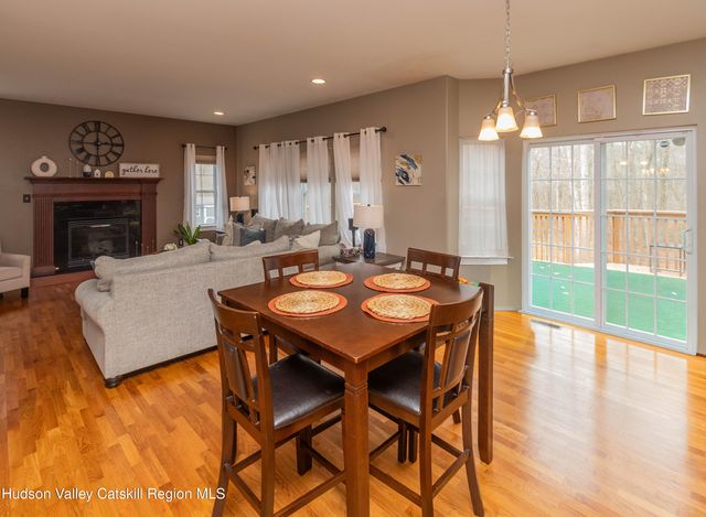 93 Glen Rock Circle, Highland, NY 12528