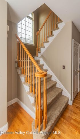 93 Glen Rock Circle, Highland, NY 12528