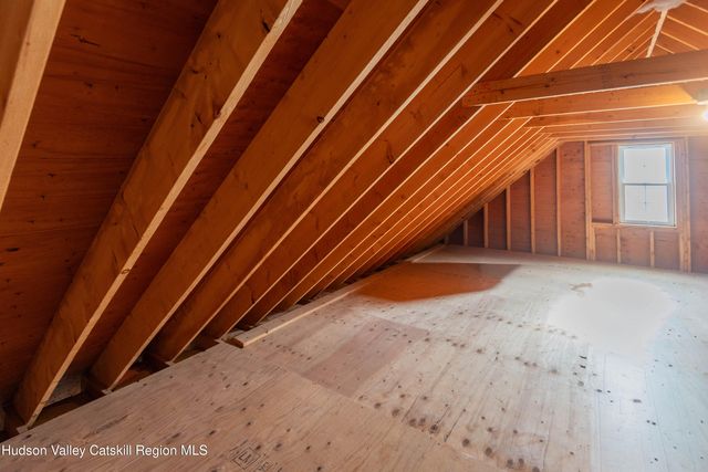 93 Glen Rock Circle, Highland, NY 12528