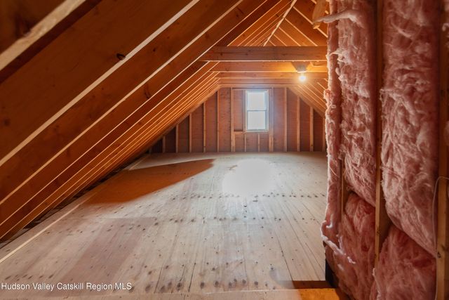 93 Glen Rock Circle, Highland, NY 12528