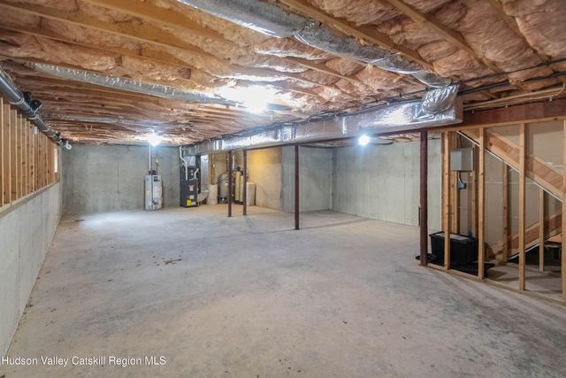 93 Glen Rock Circle, Highland, NY 12528