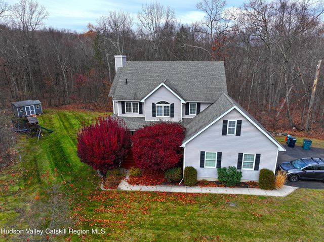 93 Glen Rock Circle, Highland, NY 12528