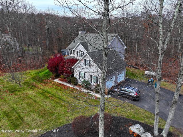 93 Glen Rock Circle, Highland, NY 12528