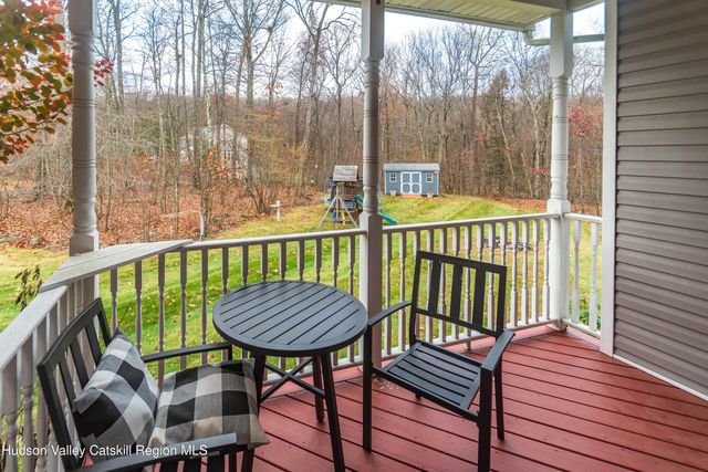 93 Glen Rock Circle, Highland, NY 12528