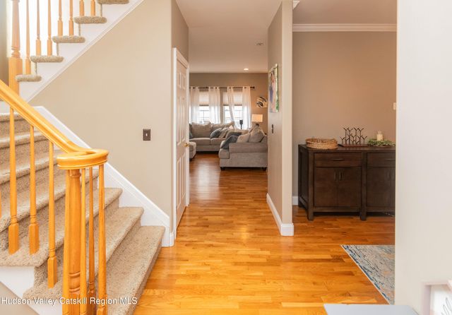 93 Glen Rock Circle, Highland, NY 12528