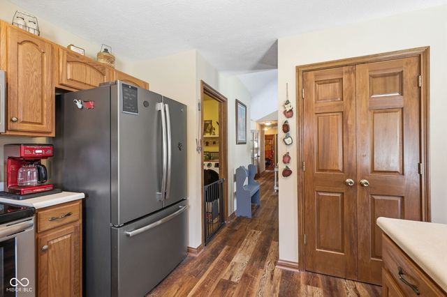 4642 Aquaduct Drive, Greenwood, IN 46142