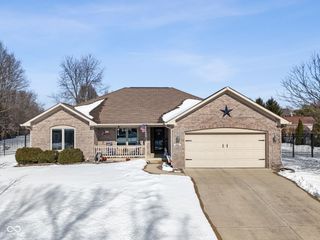 4642 Aquaduct Drive, Greenwood, IN 46142