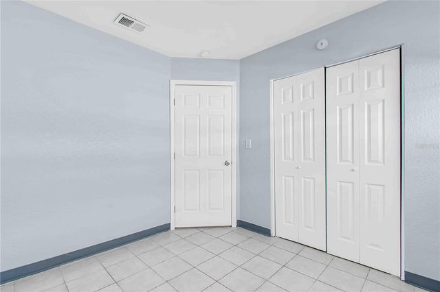 140 112TH AVENUE N 4, St Petersburg, FL 33716