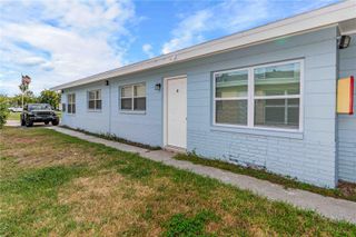 140 112TH AVENUE N 4, St Petersburg, FL 33716