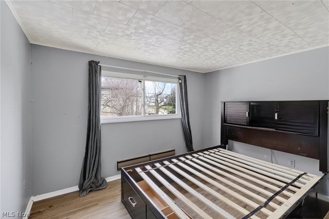 5571 Oakwood Avenue, Maple Heights, OH 44137