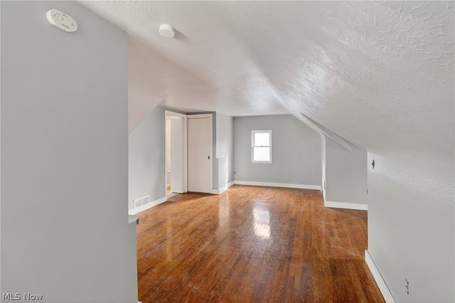 5571 Oakwood Avenue, Maple Heights, OH 44137