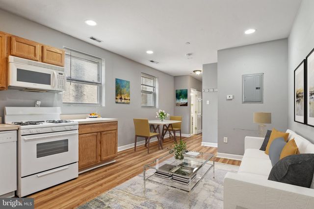 1731 W DIAMOND ST, Philadelphia, PA 19121