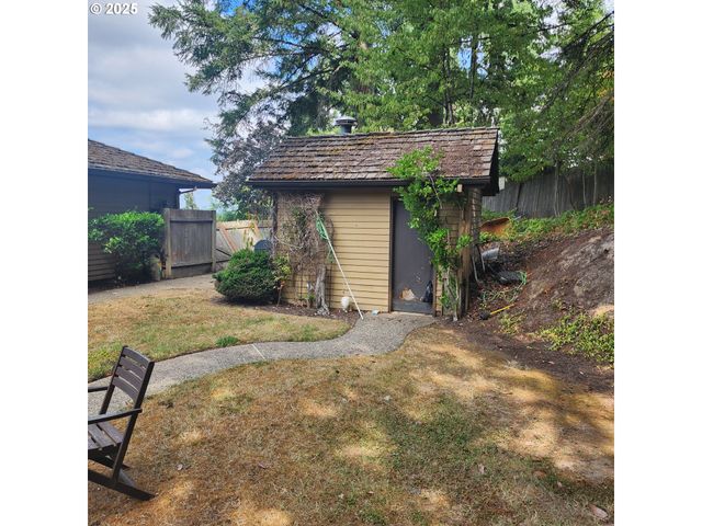 7455 Sw 195TH Ave, Beaverton, OR 97007