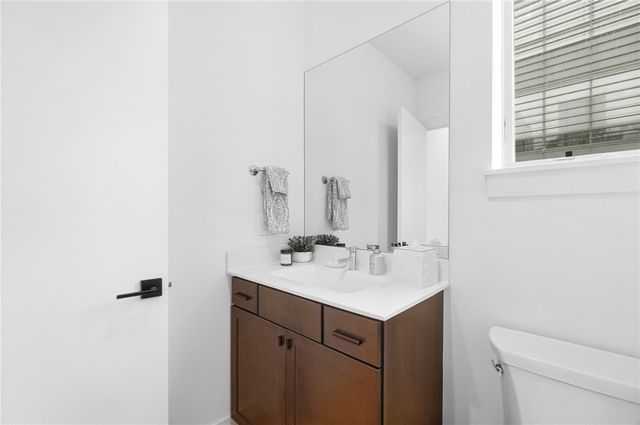 24 Mercer Street, Cincinnati, OH 45202