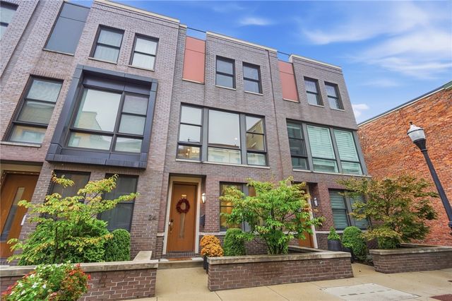 24 Mercer Street, Cincinnati, OH 45202