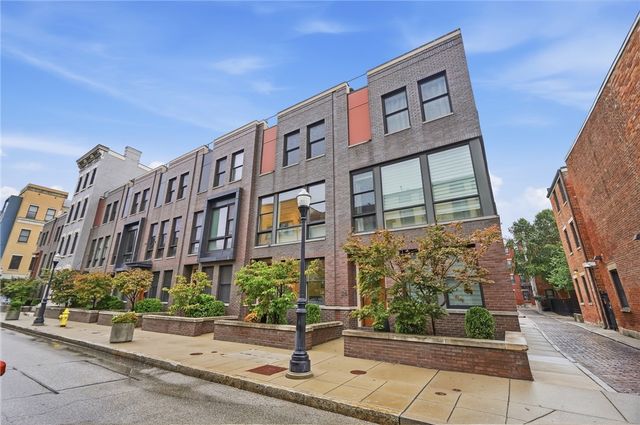 24 Mercer Street, Cincinnati, OH 45202