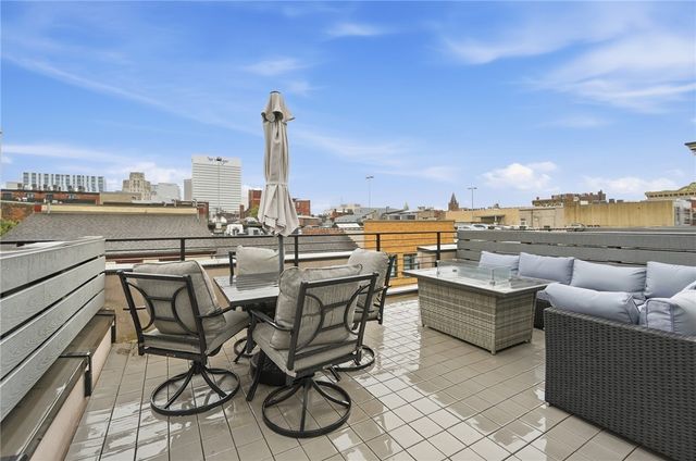 24 Mercer Street, Cincinnati, OH 45202