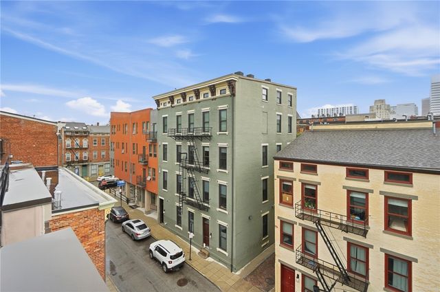 24 Mercer Street, Cincinnati, OH 45202