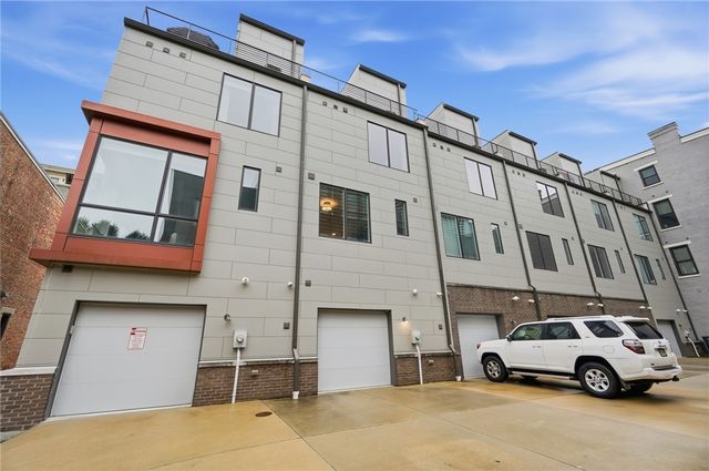 24 Mercer Street, Cincinnati, OH 45202