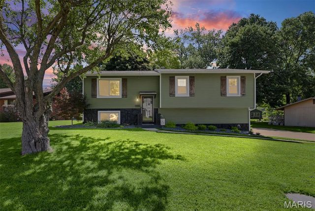 1968 Lemontree Lane, Collinsville, IL 62234