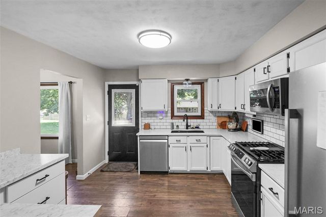 1968 Lemontree Lane, Collinsville, IL 62234