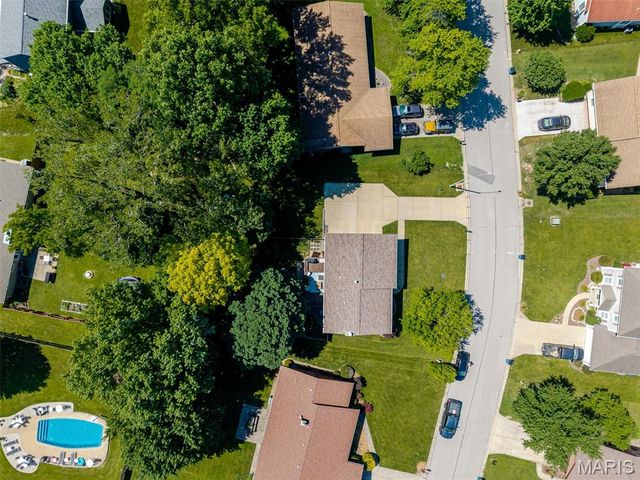1968 Lemontree Lane, Collinsville, IL 62234