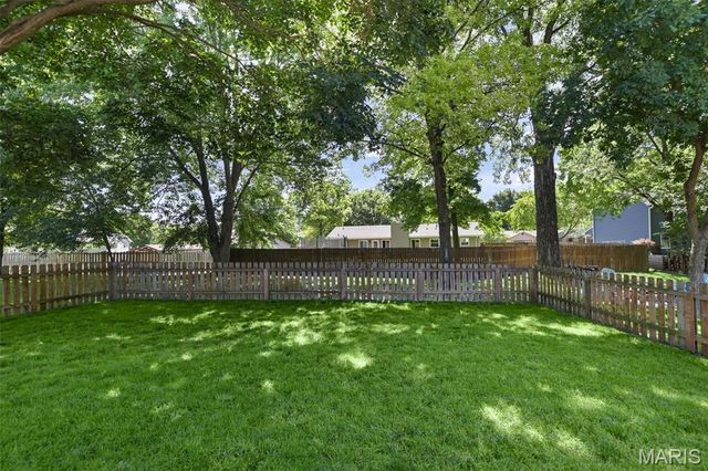 1968 Lemontree Lane, Collinsville, IL 62234