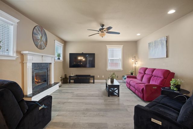 4450 Brownridge Terrace, Medford, OR 97504